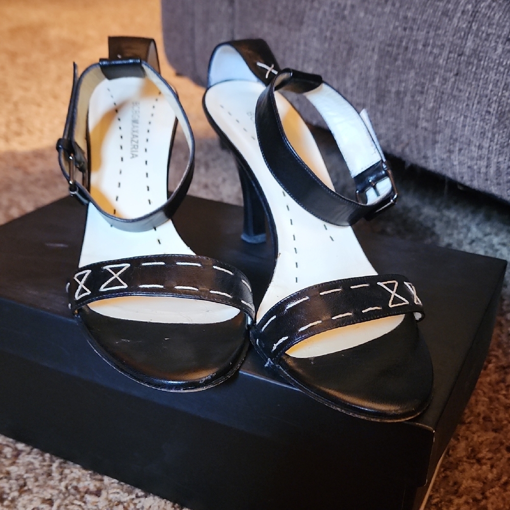 BCBG Max Azria Elegant Black Women's Heels